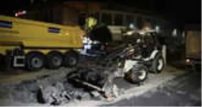 Beşiktaş'ta Yolda Çöken Alan Onarıldı, Yol Trafiğe Açıldı