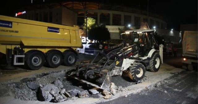 Beşiktaş'ta Yolda Çöken Alan Onarıldı