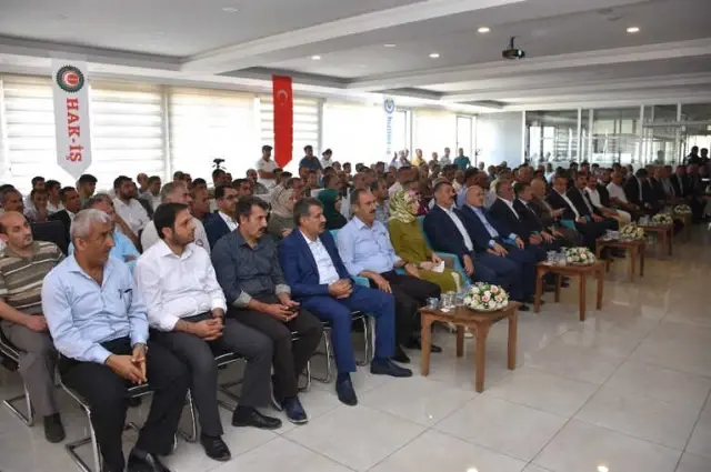 Hak-İş ve Hizmet-İş Sendikası Genel Başkanı Arslan: 'Türkiye Yedi Düvele Karşı Mücadele Ediyor' Hak-İş ve Hizmet-İş Sendikası Genel Başkanı Arslan: 'Türkiye Yedi Düvele Karşı Mücadele Ediyor'