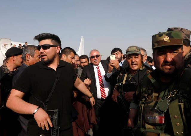 Ankara'dan Kabil'e Giden Afganistan Cumhurbaşkanı Yardımcısı Dostum'a Suikast Girişimi