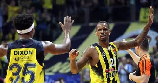 Barcelona, Fenerbahçeli James Nunnally'i İstiyor