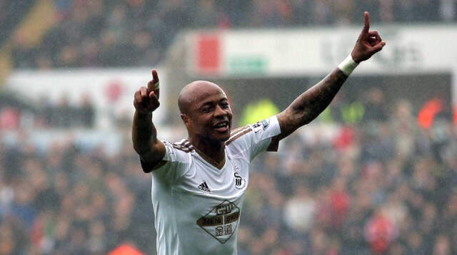 Fenerbahçe'nin Hucüm Hattına Anlaşmak Üzere Olduğu Andre Ayew Kimdir? Kaç Yaşındadır?