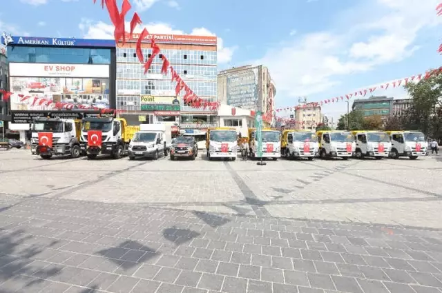 Gaziosmanpaşa'ya 11 Yeni Hizmet Aracı Gaziosmanpaşa'ya 11 Yeni Hizmet Aracı