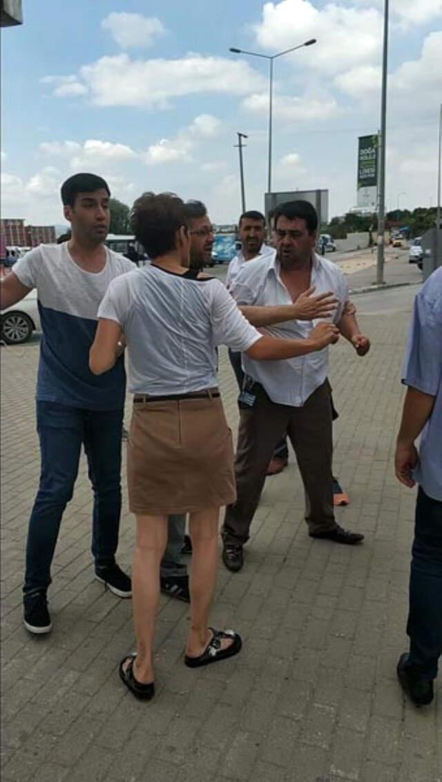 Halk Otobüsünün Tehlikeli Manevrası Kavga Çıkardı