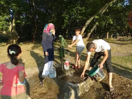Kütahya Valisi Nayir: Balık Ölümlerinin Nedeni Araştırılıyor Kütahya Valisi Nayir: Balık Ölümlerinin Nedeni Araştırılıyor