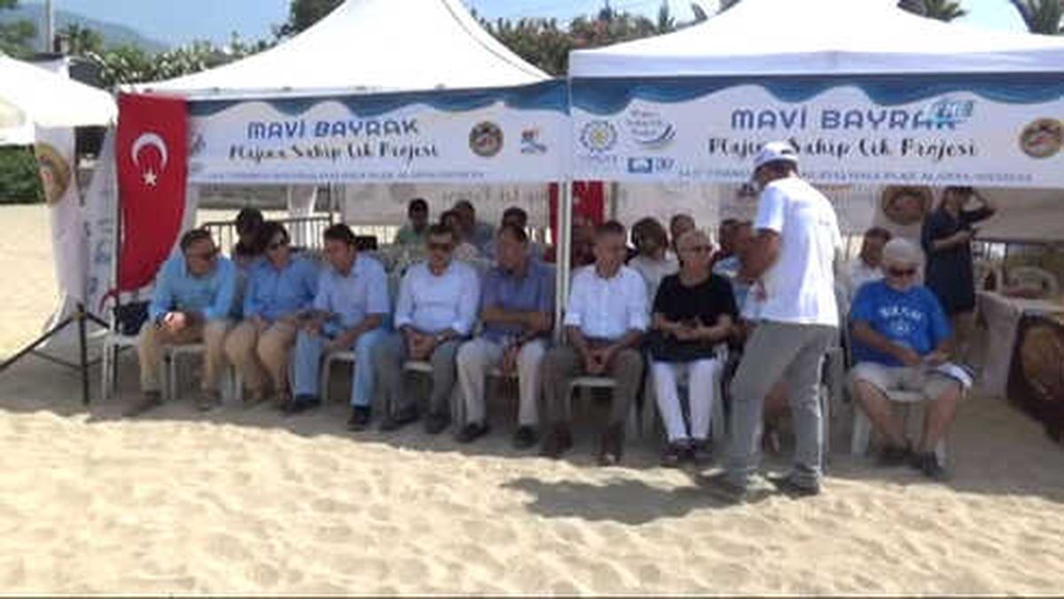 Alanya Plajına Sahip Çıkıyor