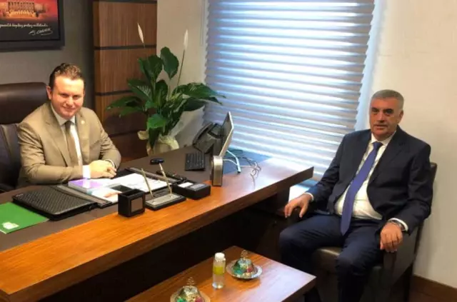 Başkan Toçoğlu'ndan Milletvekillerine Hayırlı Olsun Ziyaretleri Başkan Toçoğlu'ndan Milletvekillerine Hayırlı Olsun Ziyaretleri