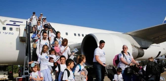 İsrail'e 300 Yeni Yahudi Göçmen Geldi