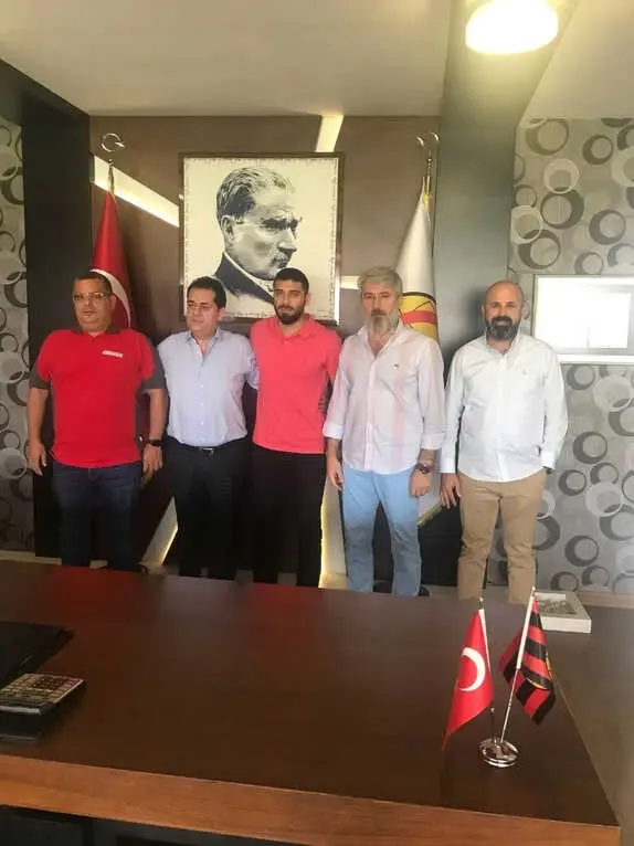 Sezgin Coşkun Yeniden Eskişehirspor'da Sezgin Coşkun Yeniden Eskişehirspor'da