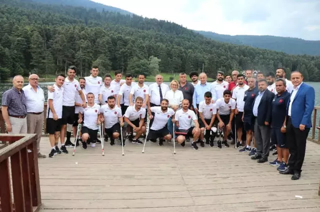 Ampute Futbol Milli Takımı Gölcük'te Ağırlandı Ampute Futbol Milli Takımı Gölcük'te Ağırlandı