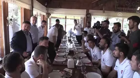 Ampute Milli Futbol Takımı, Tabiat Parkını Gezdi Ampute Milli Futbol Takımı, Tabiat Parkını Gezdi