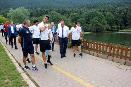 Ampute Milli Takımı, Gölcük Tabiat Parkı'nda Moral Depoladı Ampute Milli Takımı, Gölcük Tabiat Parkı'nda Moral Depoladı
