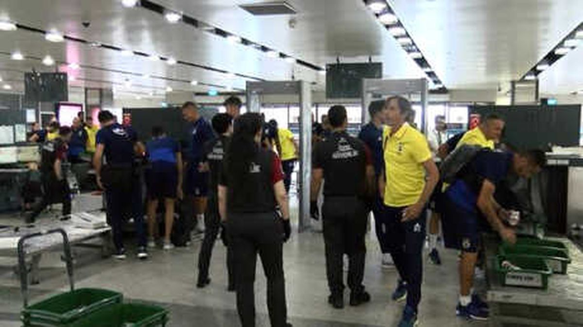 Fenerbahçe, İzmir'e Giderken Normal Terminali Tercih Etti