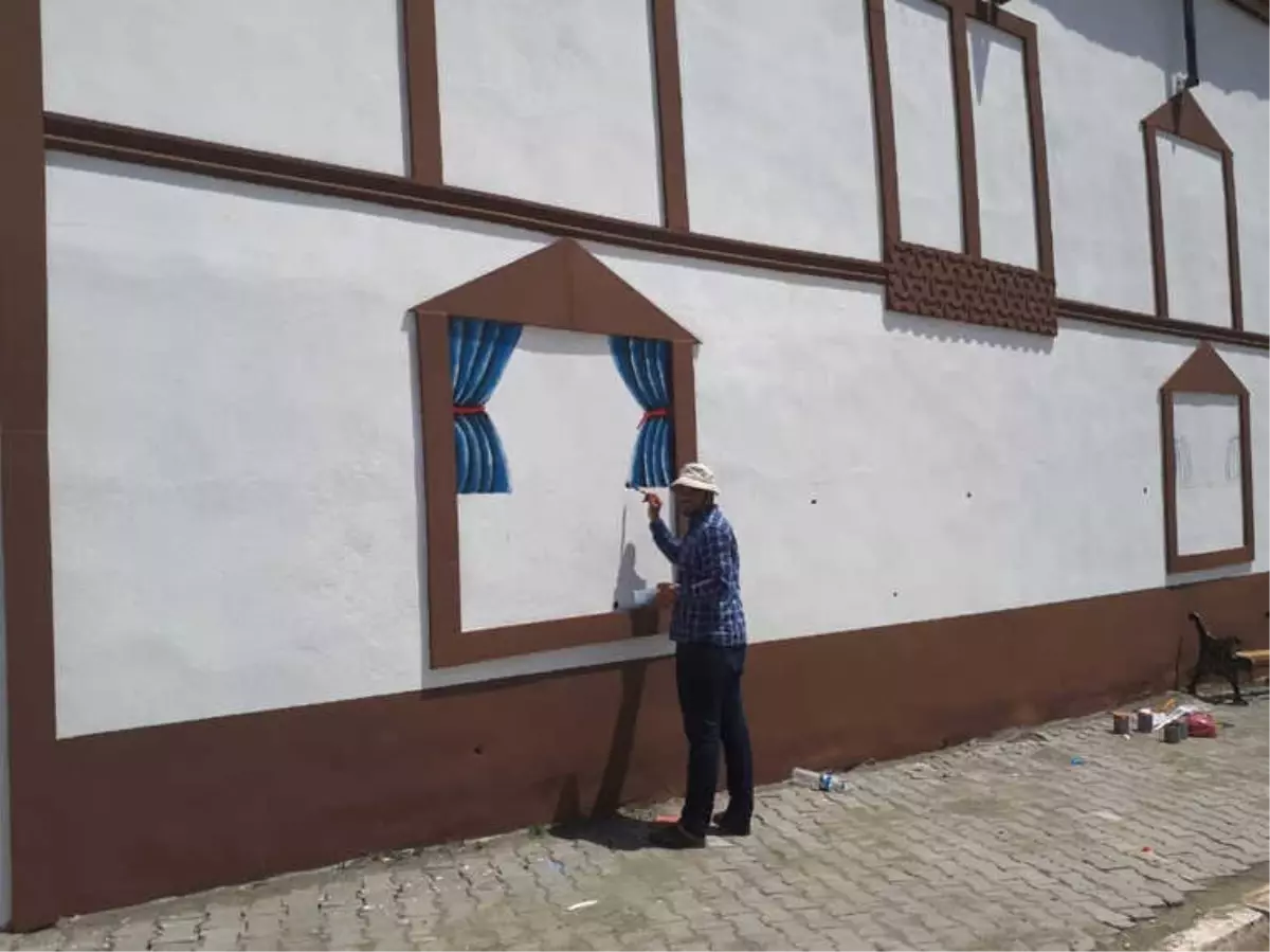 Genç Ressam Duvarlara Hayat Veriyor Haberler Genç Ressam Duvarlara Hayat Veriyor Haberler
