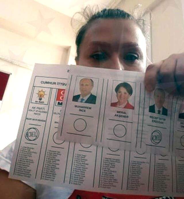 Sahte Dudak Silikonu Mağduru Kadın, 'AK Partiliyim' Deyip CİMER'e Başvurdu