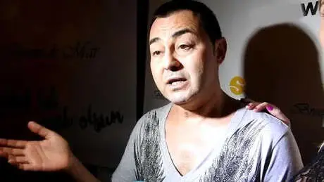 Serdar Ortaç ve Eşi Chloe, Çeşme'de