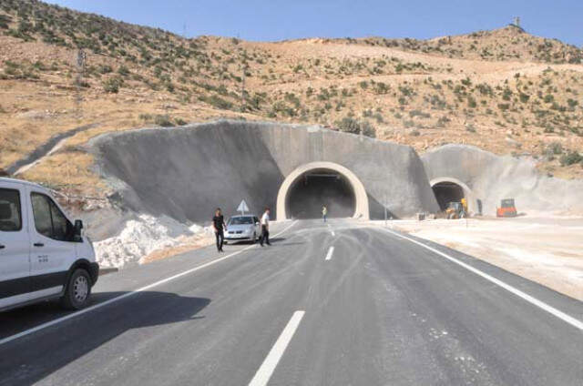 Şırnak'ta 21 Yıl Önce Yapımına Başlanan Cizre Kara Yolunda Sona Gelindi
