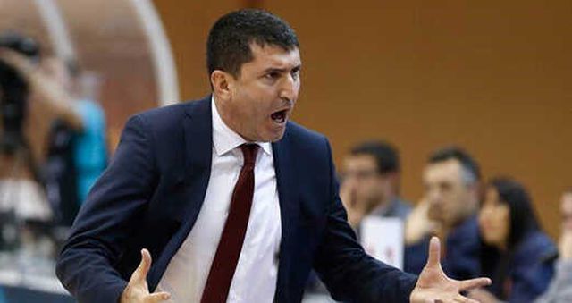 galatasaray-da-basantrenor-ertugrul-erdogan-11091101_9271_o.jpg