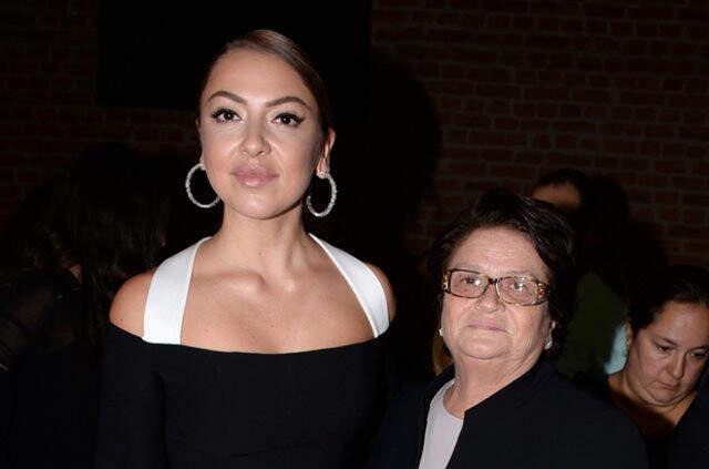 Hadise Annesinin İntihar Haberlerini Doğrulayan Nur Yerlitaş'a Ateş Püskürdü