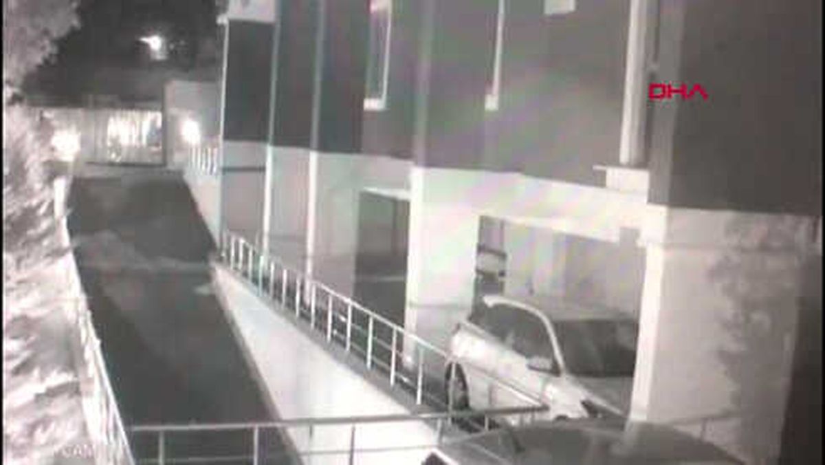 20 Saniyede Motosiklet Hırsızlığı Kamerada