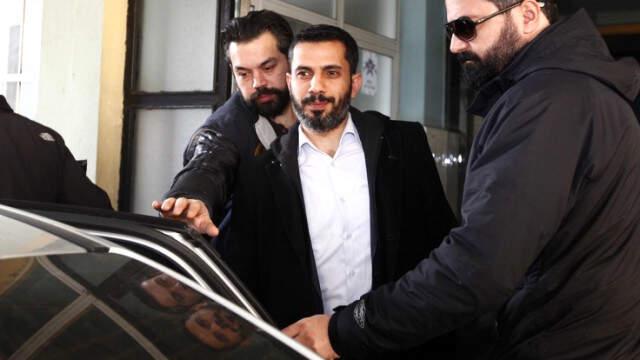 Adnan Oktar'ın Kadın Müridinin Telefonundan ByLock Çıktı