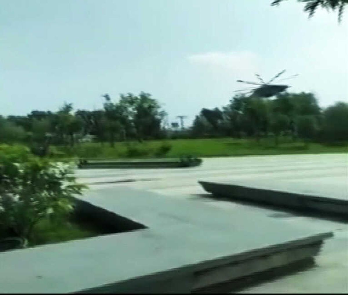 Pekin'de Helikopter Düştü
