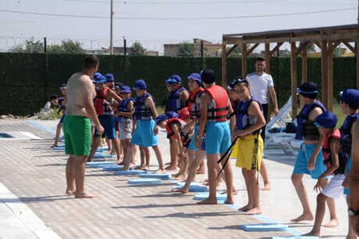 Diyarbakır'da 1500 Çocuğa Ücretsiz Yüzme Eğitimi