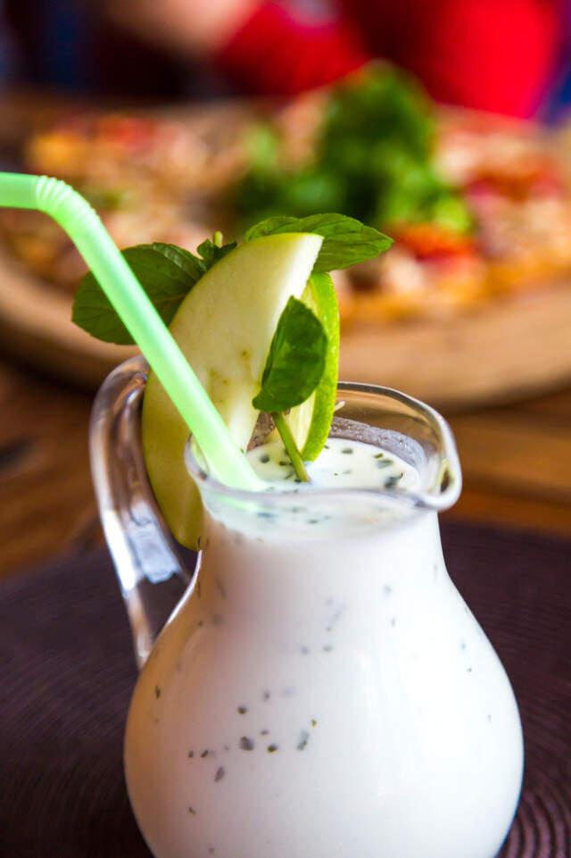 Kavurucu Sıcaklarda Serinleten 8 Sağlıklı İçecek