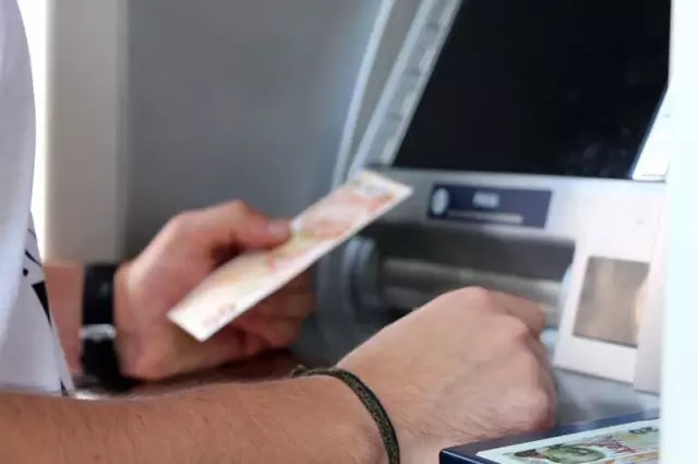 Vatandaş Fiyat Farklarından Habersiz Vatandaş Fiyat Farklarından Habersiz