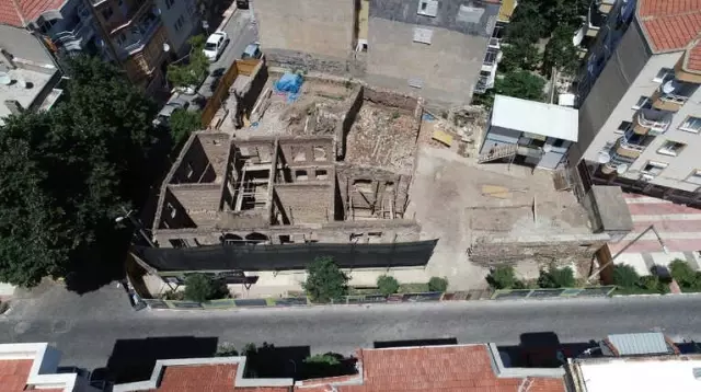 Tarihi Binanın Ana Hatları Ortaya Çıkarıldı