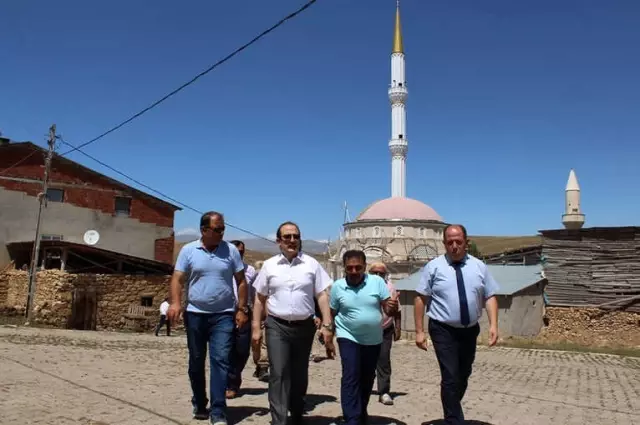 Vali Pehlivan Taşocağı Köyü'nü Ziyaret Etti