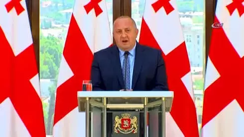 Gürcistan'da Başkanlık Seçimlerinin Tarihi Belli Oldu- Halk, İlk Defa Devlet Başkanı İçin Oy Verecek Gürcistan'da Başkanlık Seçimlerinin Tarihi Belli Oldu- Halk, İlk Defa Devlet Başkanı İçin Oy Verecek