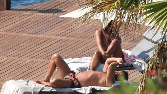 Oryantel Asena ve Eşi Hasan Dere Dudak Dudağa Görüntülendi