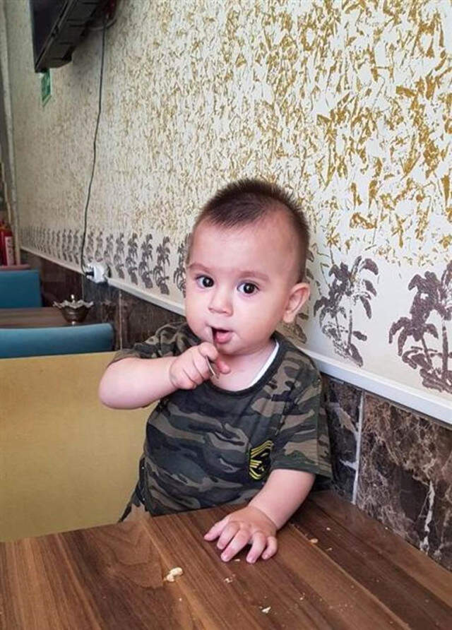 Şehit Anne ve Bebeğine Hakkari'de Askeri Tören Düzenlendi