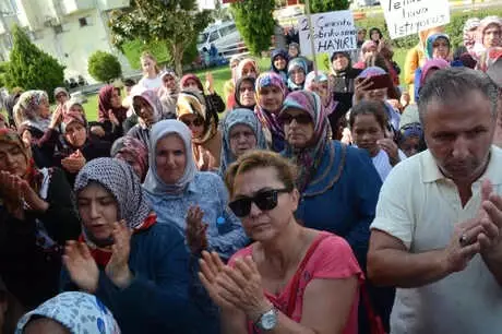 Bilecik'te Çimento Fabrikasına Karpuzlu Tepki