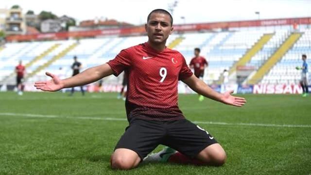 Galatasaray'a Yeni Transferi Malik Karaahmet Kimdir?