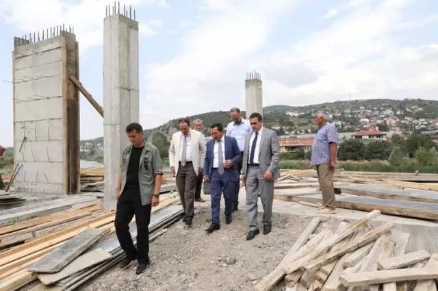 Vali Balkanlıoğlu'ndan Geyve Çıkarması Vali Balkanlıoğlu'ndan Geyve Çıkarması