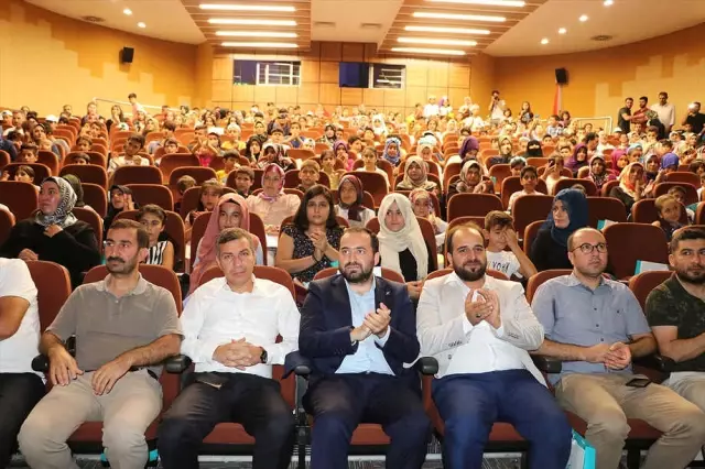 Diyarbakırlı Öğrencinin Cristiano Ronaldo'ya İslam'a Davet Mektubu Ödül Aldı
