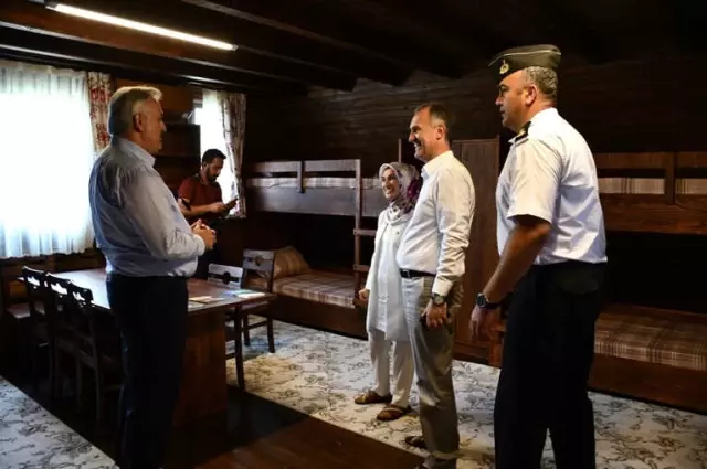 Dostum Bungalov Evleri Törenle Açıldı