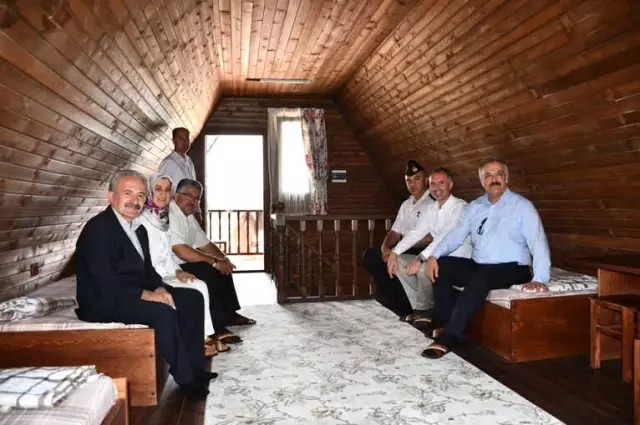 Dostum Bungalov Evleri Törenle Açıldı