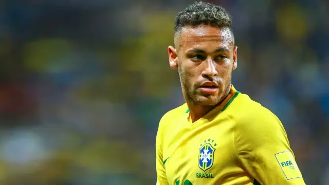 Manchester United, Neymar İçin Paul Pogba ve Anthony Martial'ı Gözden Çıkardı Manchester United, Neymar İçin Paul Pogba ve Anthony Martial'ı Gözden Çıkardı