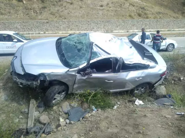 Ziraat Bankası Oltu Şube Müdürü Özdoğan, Trafik Kazasında Hayatını Kaybetti. Ziraat Bankası Oltu Şube Müdürü Özdoğan, Trafik Kazasında Hayatını Kaybetti.