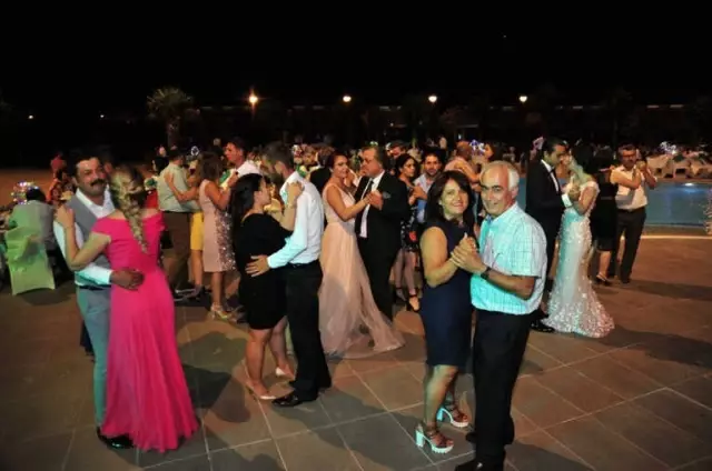 Akıncı Ailesinin Mutlu Günü