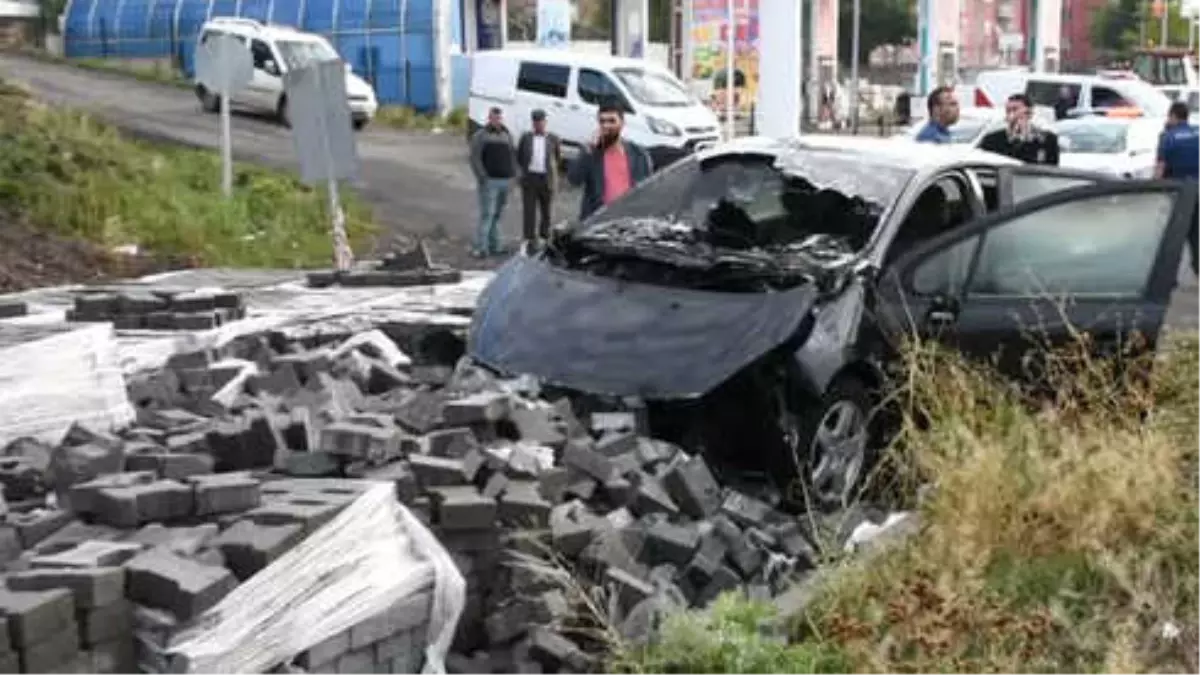 Kaza Yapan Uzman Çavuş Hayatını Kaybetti