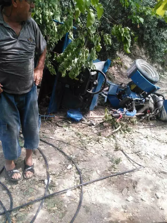 Mut'ta Taktak Motoru Uçuruma Yuvarlandı: 1 Ölü, 6 Yaralı Mut'ta Taktak Motoru Uçuruma Yuvarlandı: 1 Ölü, 6 Yaralı