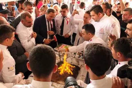 33. Uluslararası Mengen Aşçılık ve Turizm Festivali' Sona Erdi 33. Uluslararası Mengen Aşçılık ve Turizm Festivali' Sona Erdi