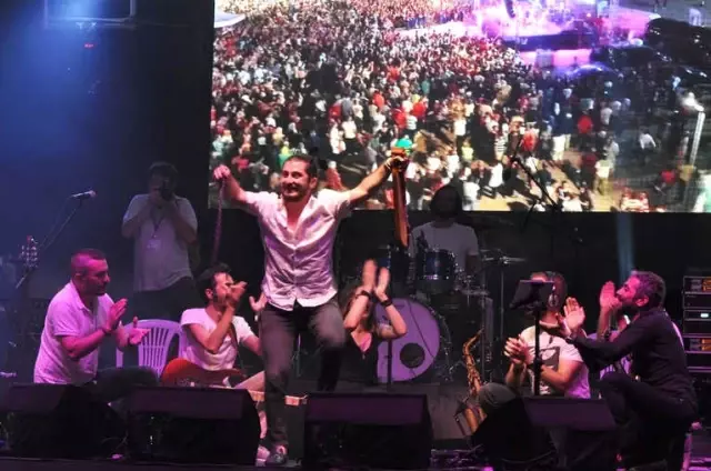 Karacabey'de Karadeniz Rüzgarı Esti Karacabey'de Karadeniz Rüzgarı Esti