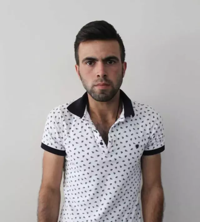 Oğlu Cinayete Kurban Giden Baba: 'Oğlum Sebepsiz, Günahsız Yere Öldürüldü' Oğlu Cinayete Kurban Giden Baba: 'Oğlum Sebepsiz, Günahsız Yere Öldürüldü'