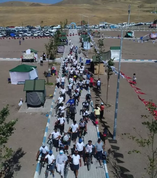 1. Ulusal Van Denizini Pedallıyoruz' Etkinliği 1. Ulusal Van Denizini Pedallıyoruz' Etkinliği