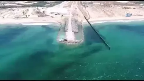İsrail, Gazze Sınırında Deniz Duvarının İnşasına Devam Ediyor İsrail, Gazze Sınırında Deniz Duvarının İnşasına Devam Ediyor